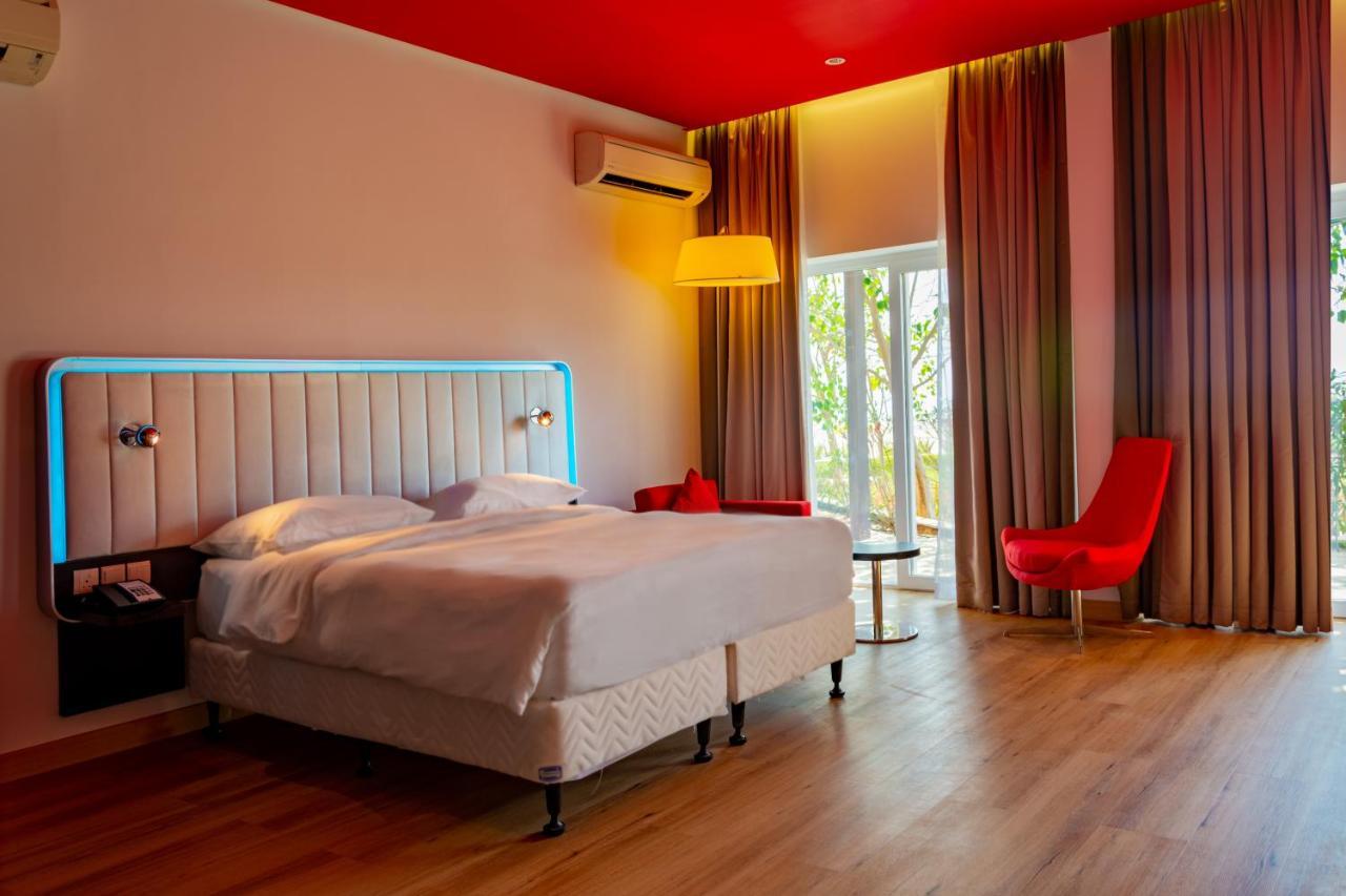 Park Inn By Radisson Hotel And Residence Duqm Exterior foto
