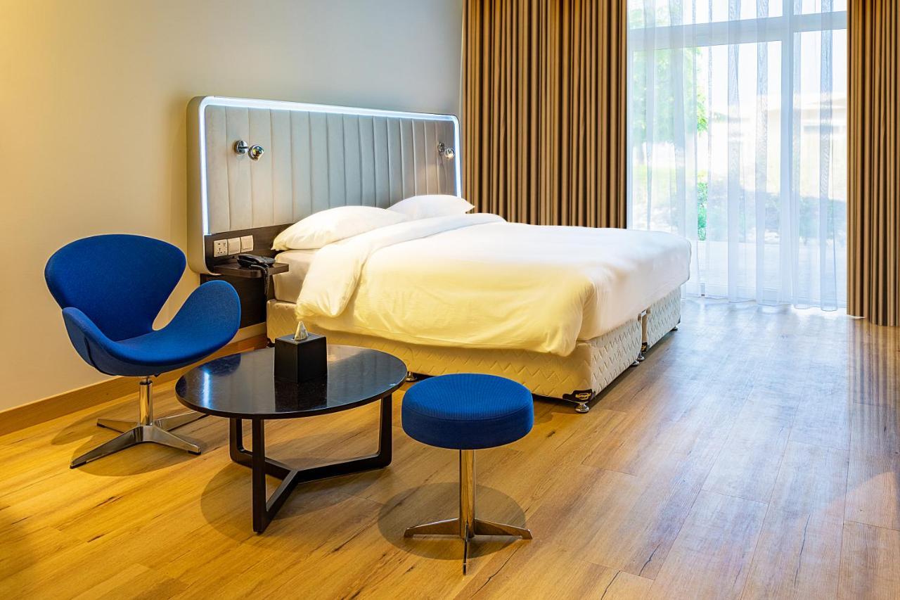 Park Inn By Radisson Hotel And Residence Duqm Exterior foto