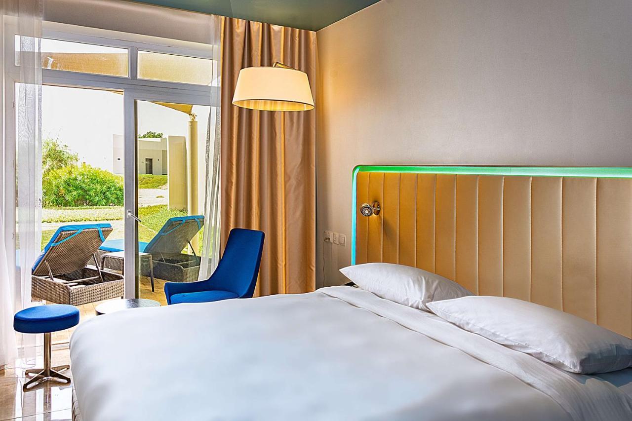 Park Inn By Radisson Hotel And Residence Duqm Exterior foto