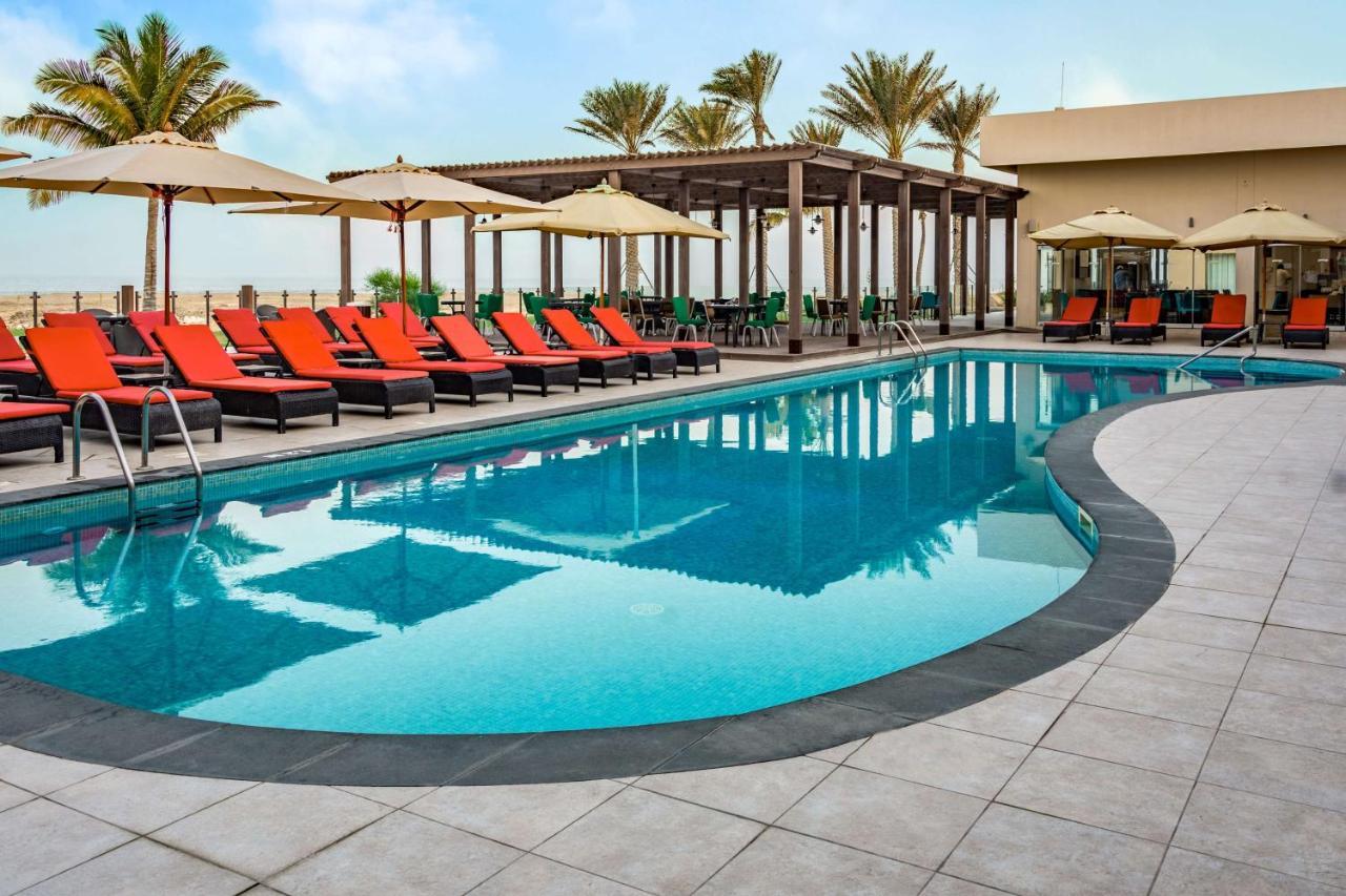 Park Inn By Radisson Hotel And Residence Duqm Exterior foto