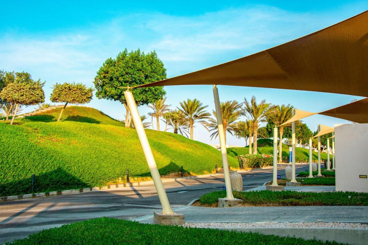 Park Inn By Radisson Hotel And Residence Duqm Exterior foto