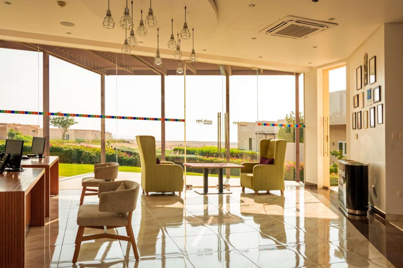 Park Inn By Radisson Hotel And Residence Duqm Exterior foto