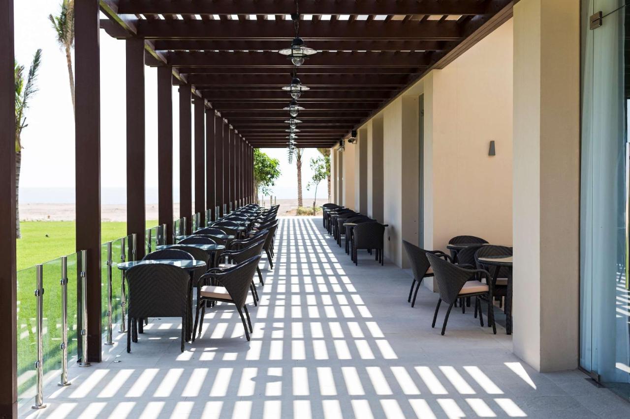 Park Inn By Radisson Hotel And Residence Duqm Exterior foto